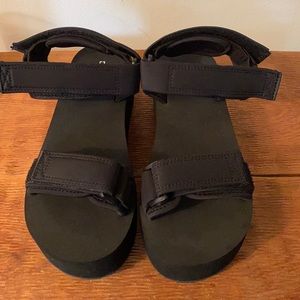 H&M Platform Velcro Sandals